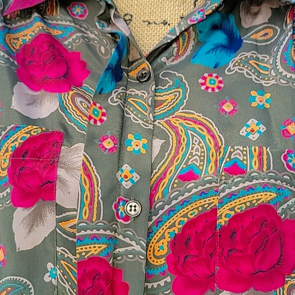 NEW Alfred Dunner Paisley & Floral Button Down Top - Picture 4 of 17